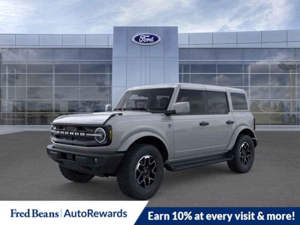 New 2026 Ford Bronco Outer Banks SUV