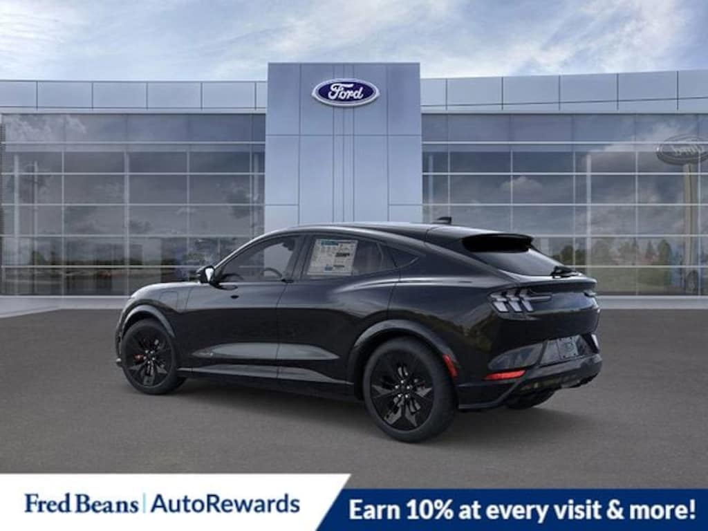 New 2025 Ford Mustang Mach-E GT SUV