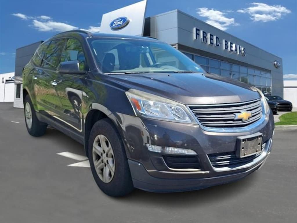 Used 2017 Chevrolet Traverse LS SUV