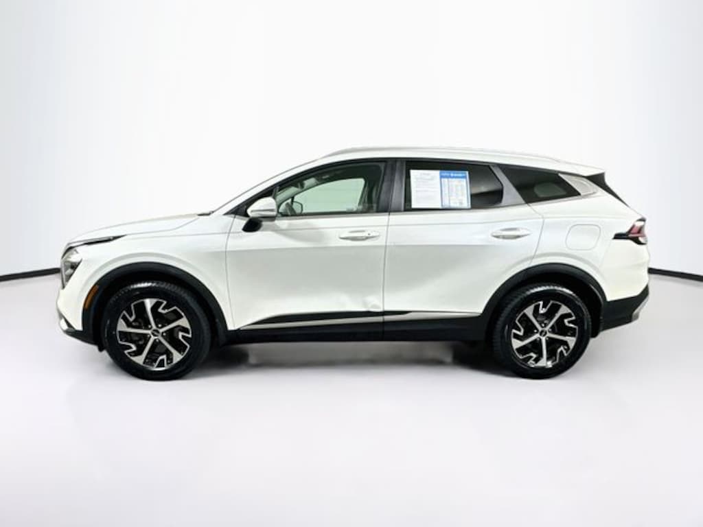 Used 2023 Kia Sportage Hybrid EX SUV