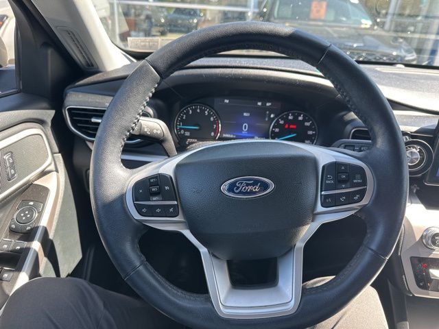 2023 Ford Explorer XLT - Photo 22