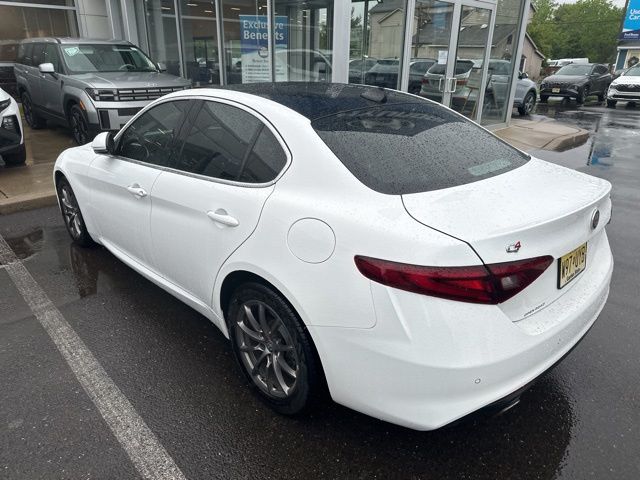 2018 Alfa Romeo Giulia Base - Photo 6