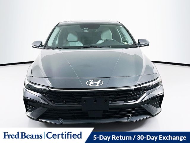 2024 Hyundai Elantra Limited photo 2