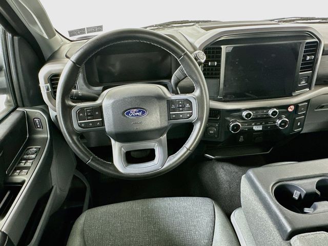2025 Ford F-150 XLT - Photo 25
