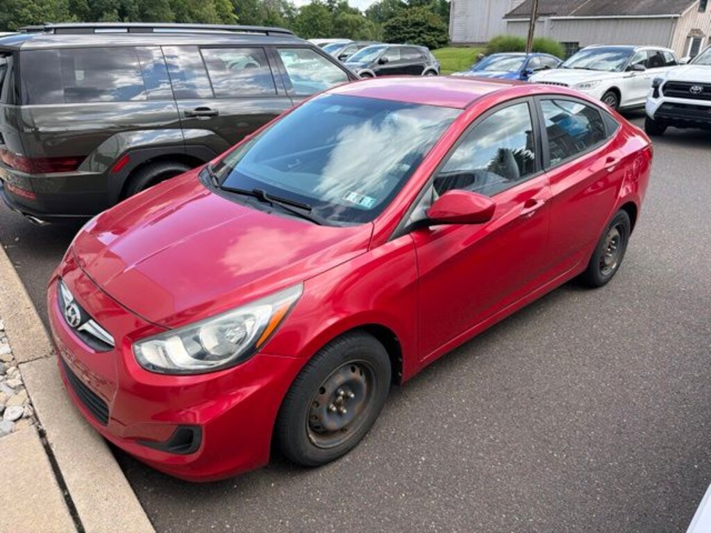 Used 2013 Hyundai Accent GLS Sedan
