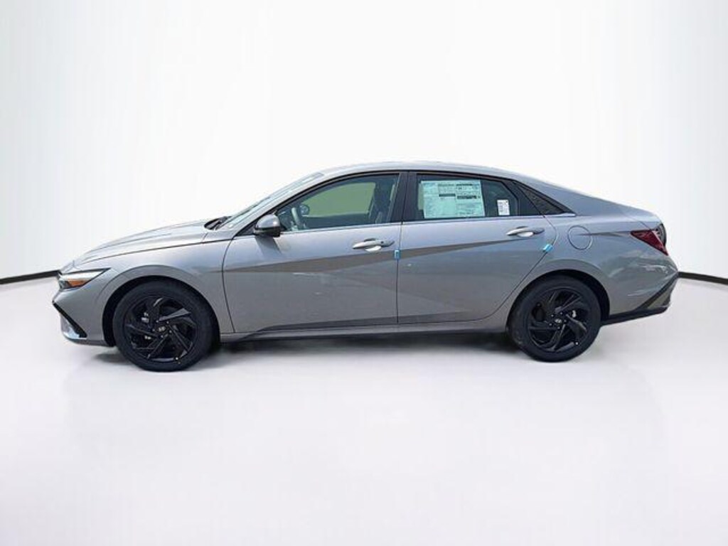 New 2026 Hyundai Elantra SEL Sport Sedan