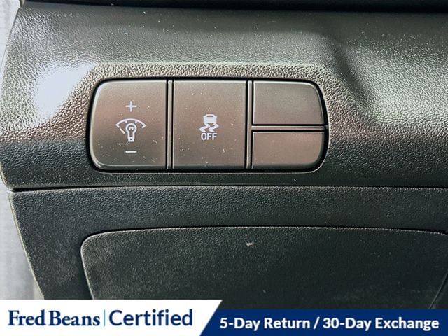 2025 Hyundai Elantra SEL - Photo 12