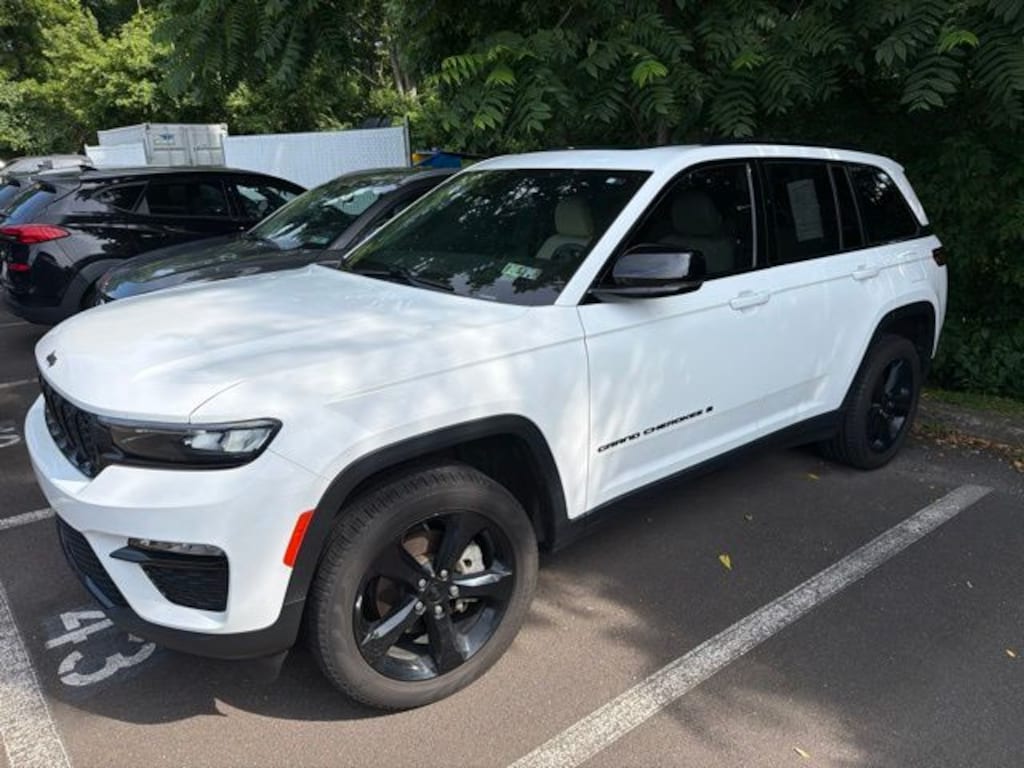 Certified 2023 Jeep Grand Cherokee Limited SUV