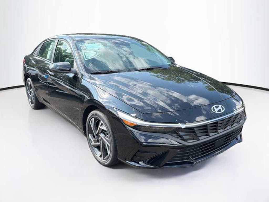New 2026 Hyundai Elantra Limited Sedan