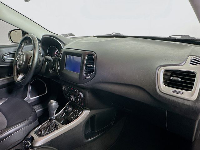 2018 Jeep Compass Latitude - Photo 30