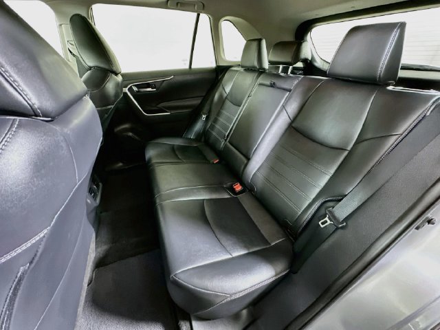 2021 Toyota RAV4 XLE Premium - Photo 29