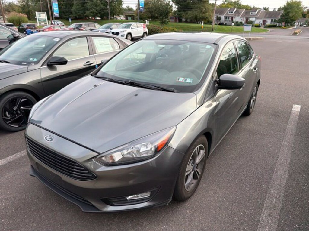 Used 2018 Ford Focus SE Sedan