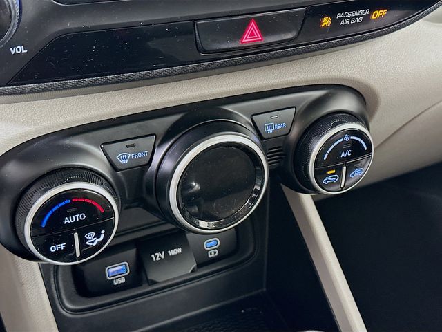 2023 Hyundai Venue SEL - Photo 19