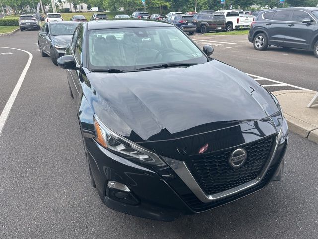 2019 Nissan Altima SV - Photo 17