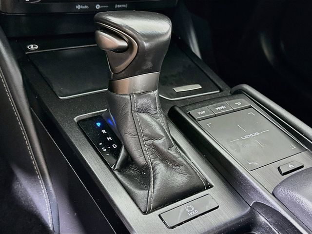 2021 Lexus ES 250 - Photo 21