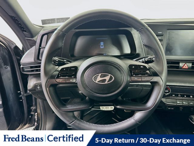 2025 Hyundai Elantra SEL - Photo 13