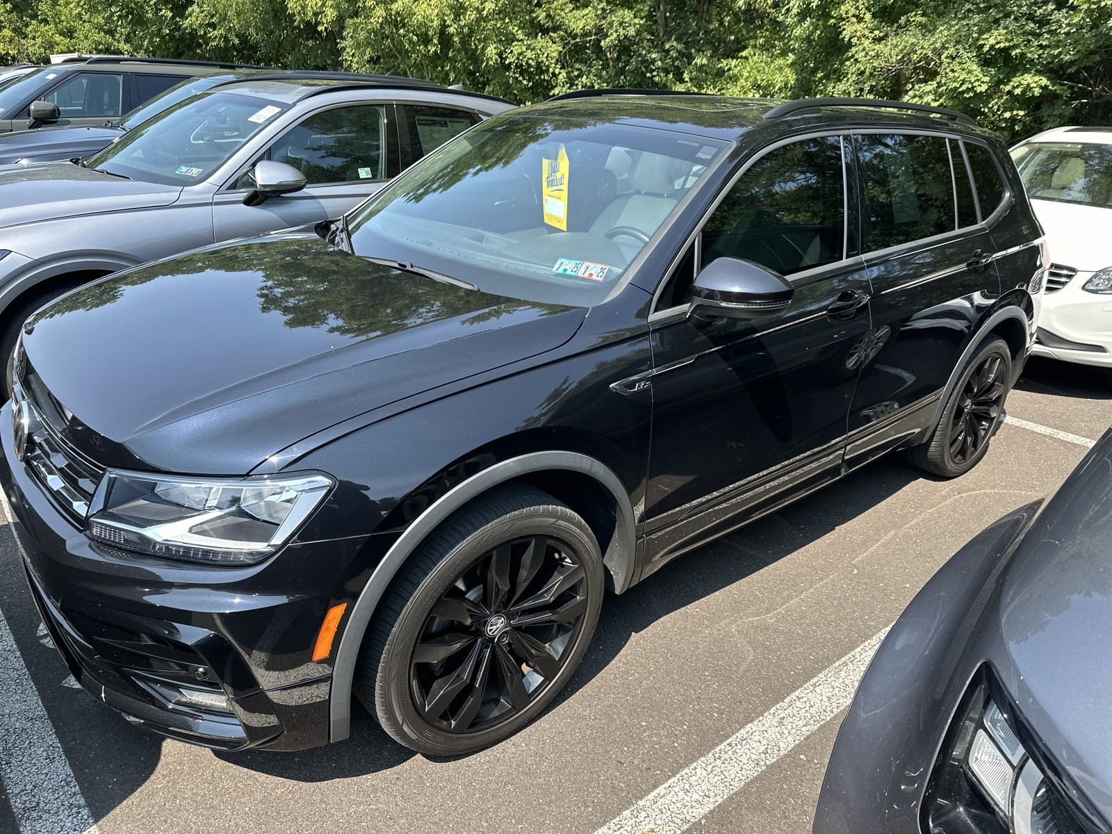 Used 2021 Volkswagen Tiguan SE R-LINE BLACK with VIN 3VV2B7AX6MM126150 for sale in Doylestown, PA