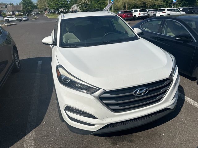2017 Hyundai Tucson SE Plus - Photo 17