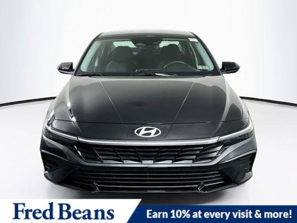 New 2026 Hyundai Elantra SE Sedan
