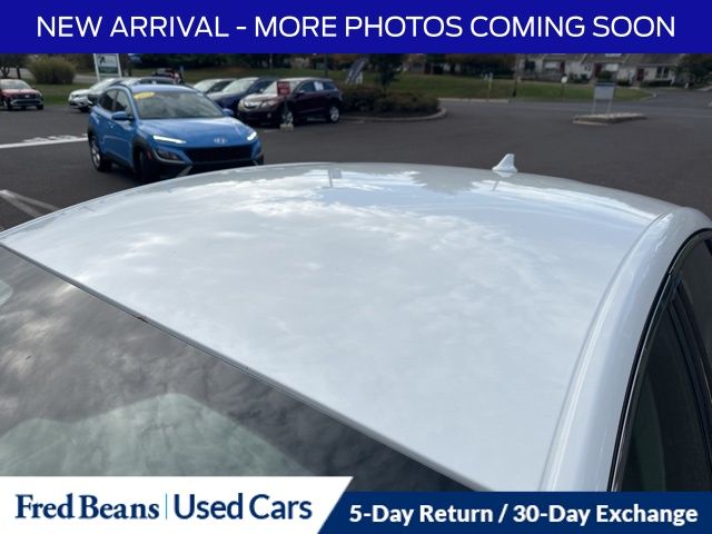 2019 Ford Fusion Hybrid SEL photo 3