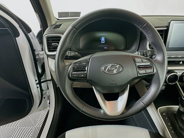 2026 Hyundai Venue SEL - Photo 14