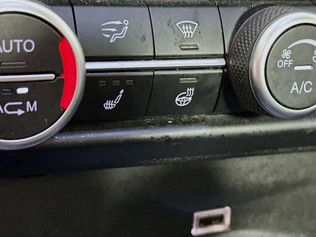 2018 Alfa Romeo Giulia Base - Photo 25