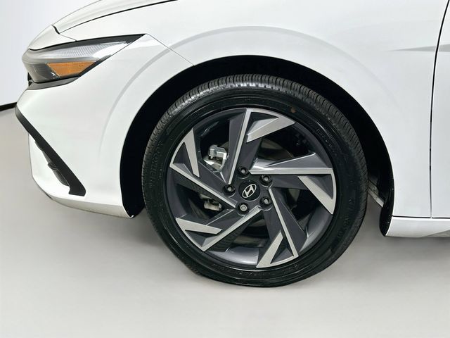 2025 Hyundai Elantra Blue - Photo 34