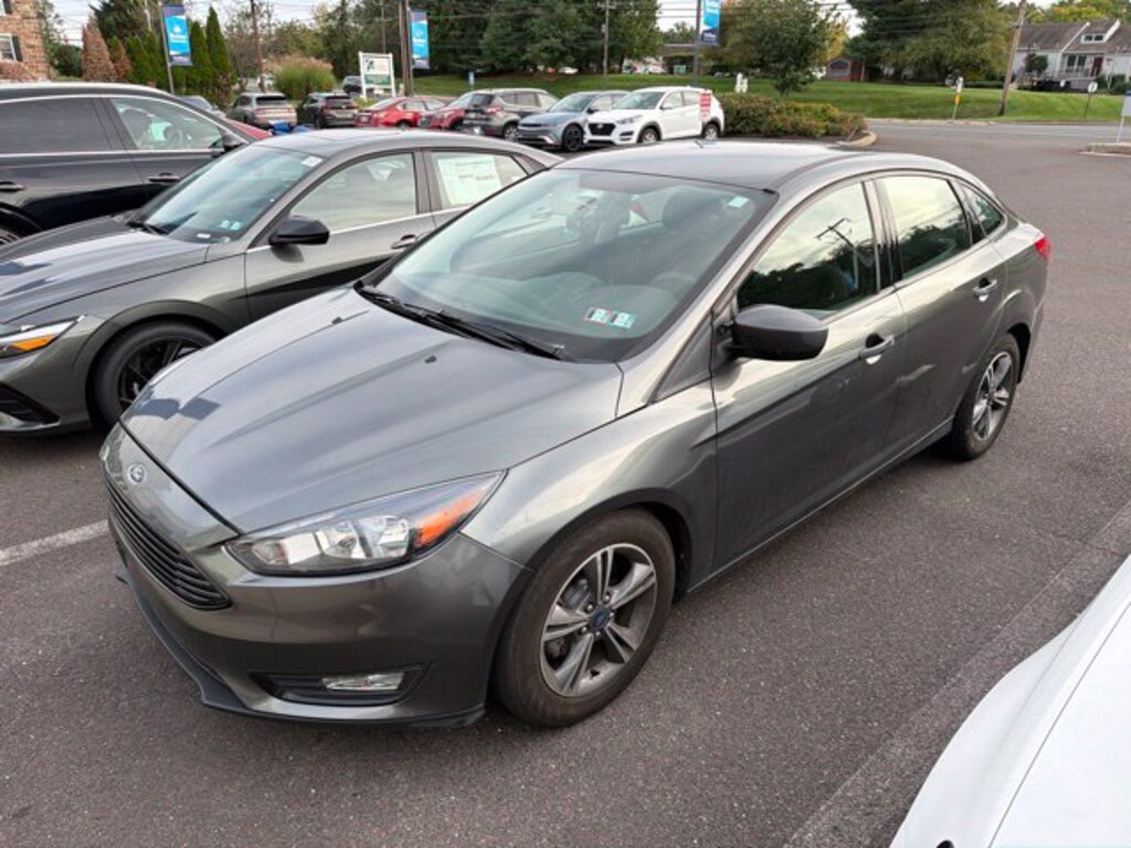 Used 2018 Ford Focus SE Sedan