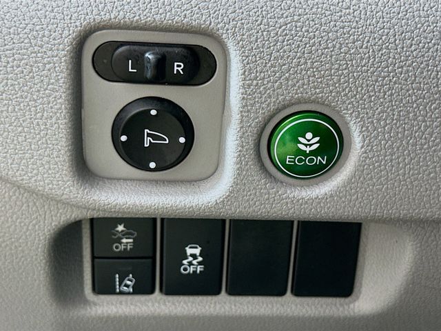 2022 Honda Pilot SE - Photo 13
