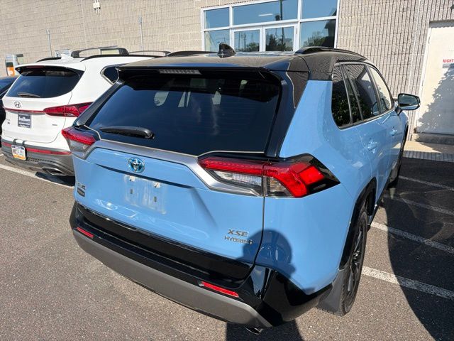 2024 Toyota RAV4 XSE - Photo 10