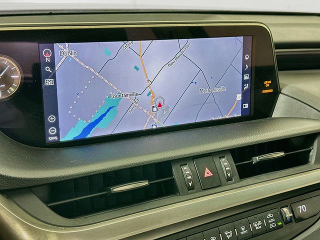 2021 Lexus ES 250 - Photo 15