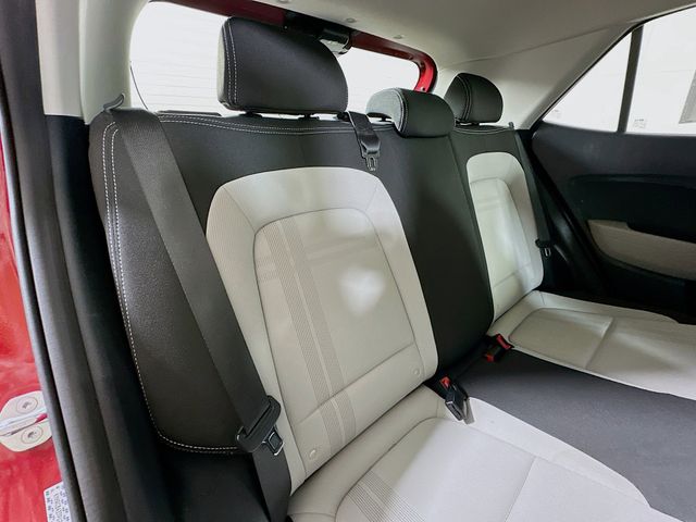 2023 Hyundai Venue SEL - Photo 30