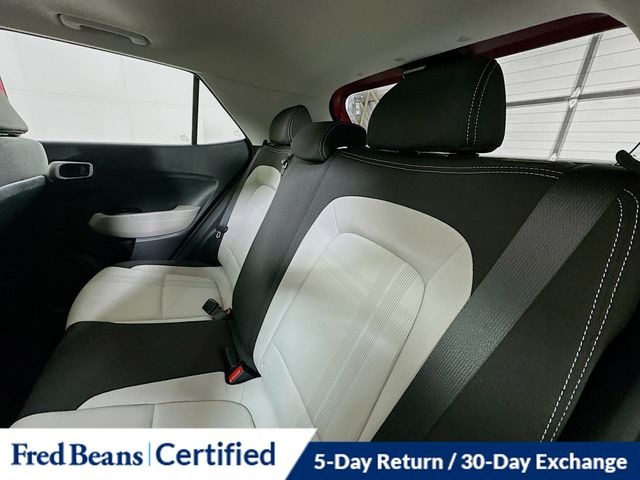 2023 Hyundai Venue SEL - Photo 25