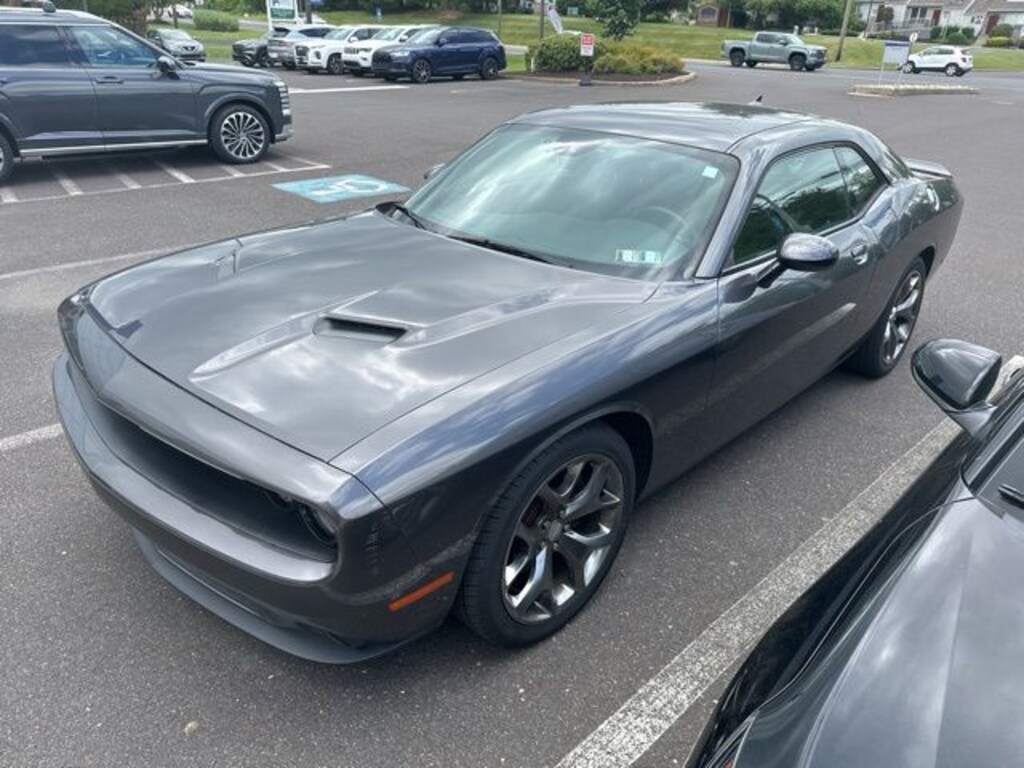 Certified 2016 Dodge Challenger SXT Coupe