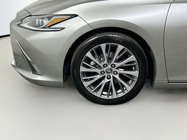 2021 Lexus ES 250 - Photo 36