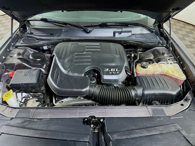 2016 Dodge Challenger SXT - Photo 33