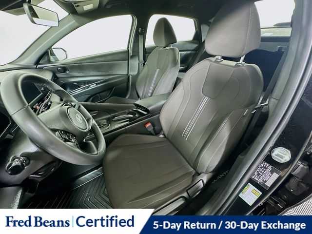 2025 Hyundai Elantra SEL - Photo 21