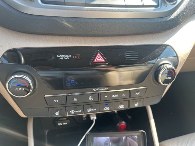 2017 Hyundai Tucson SE Plus - Photo 19