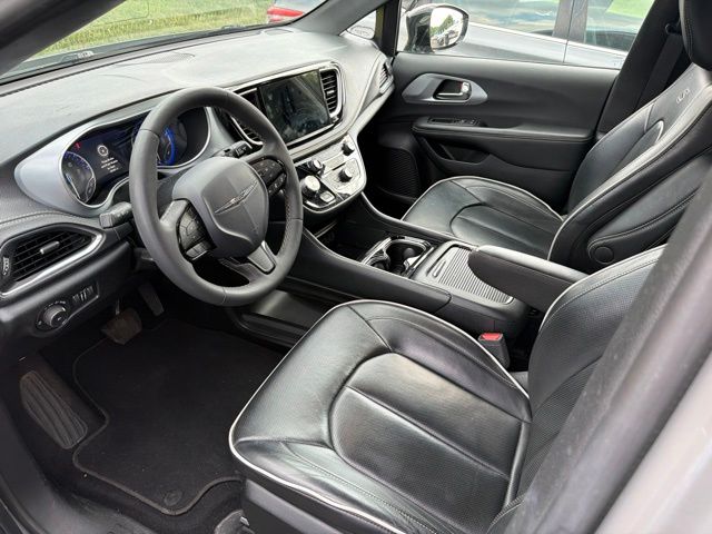2025 Chrysler Pacifica Limited - Photo 18