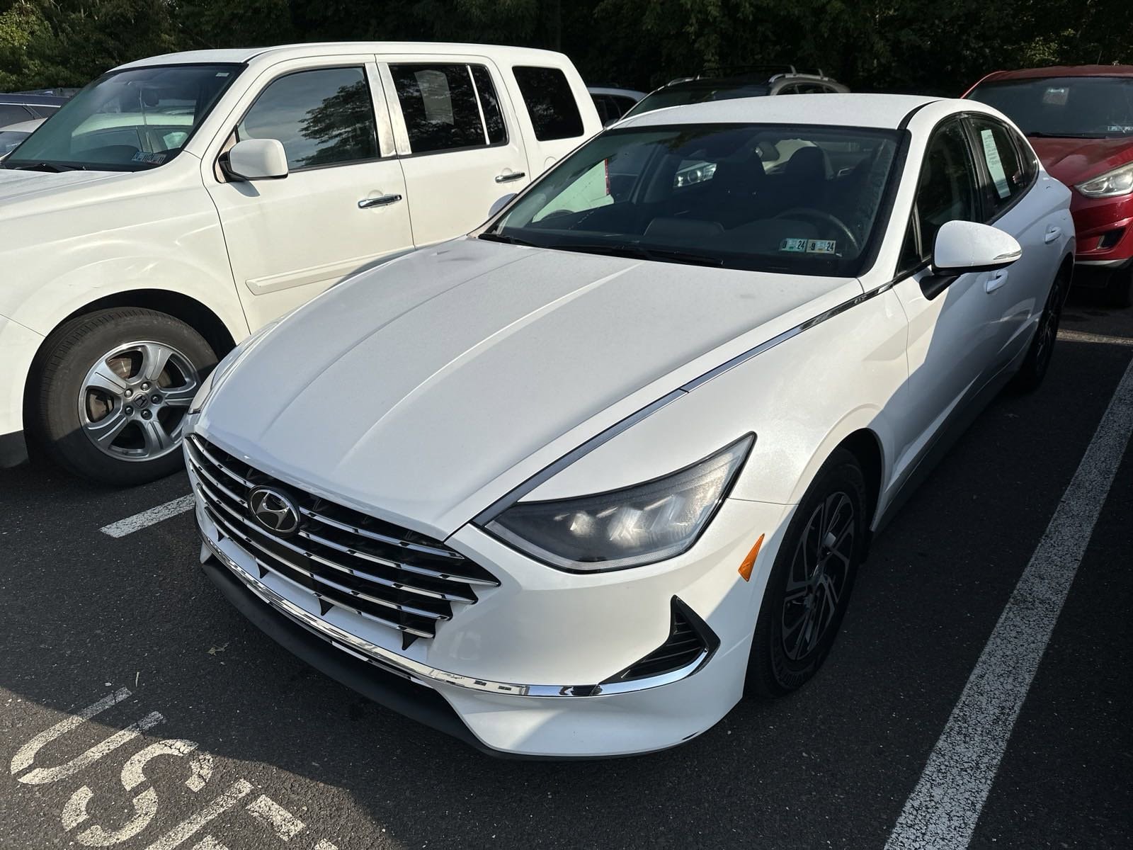 Certified 2022 Hyundai Sonata Hybrid Blue with VIN KMHL24JJ6NA038075 for sale in Doylestown, PA