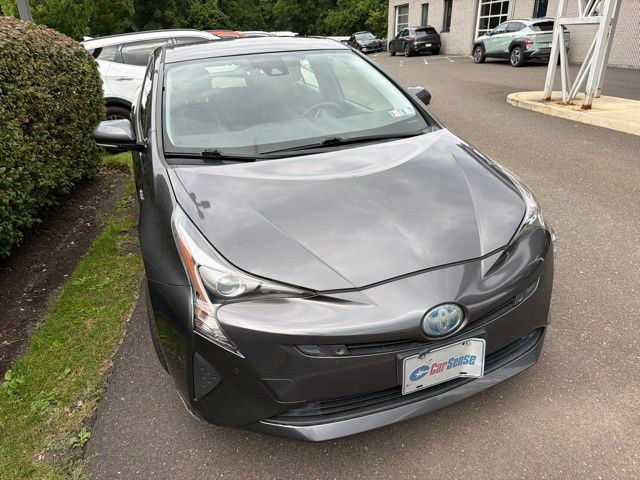 2017 Toyota Prius Three - Photo 15