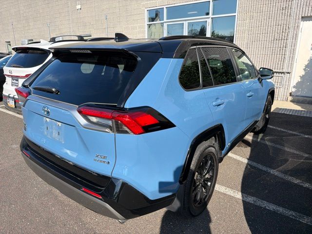 2024 Toyota RAV4 XSE - Photo 11