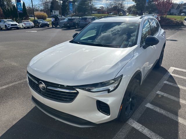 2023 Buick Envision Essence photo 2