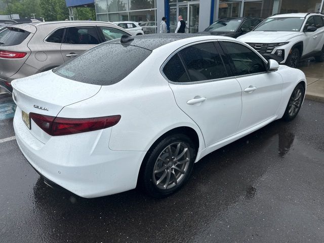 2018 Alfa Romeo Giulia Base - Photo 13