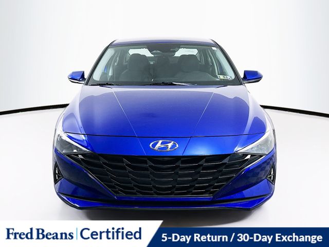 2023 Hyundai Elantra SEL photo 2