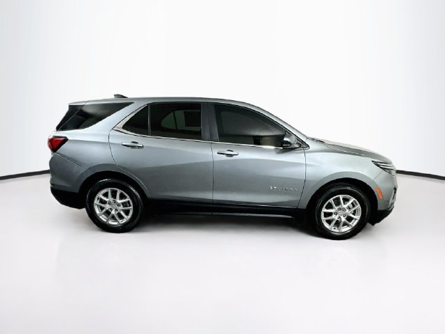 2024 Chevrolet Equinox LT - Photo 10
