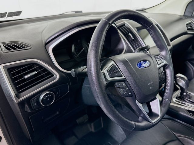 2016 Ford Edge SEL - Photo 11