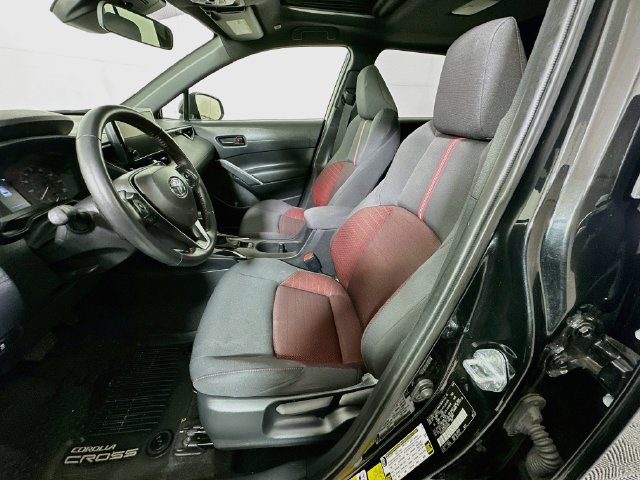 2024 Toyota Corolla Cross Nightshade - Photo 24