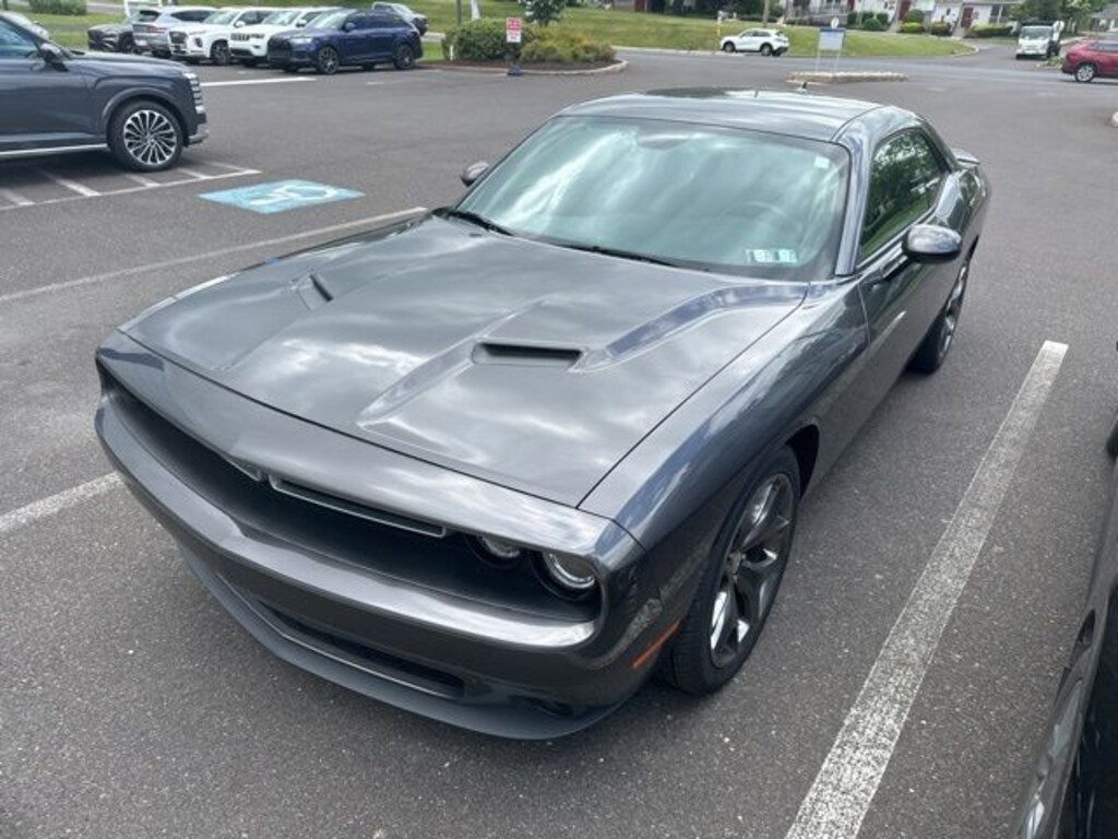Certified 2016 Dodge Challenger SXT Coupe
