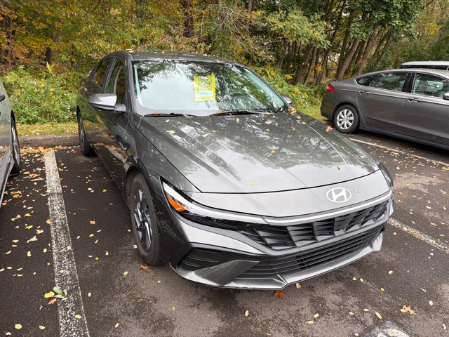 2024 Hyundai Elantra SEL - Photo 21
